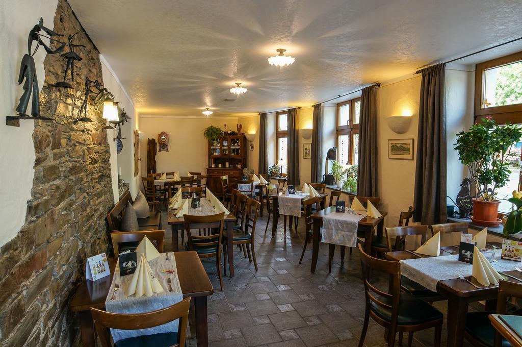 Moselland Hotel Im Enderttal Zum Onkel Willi Cochem Kültér fotó