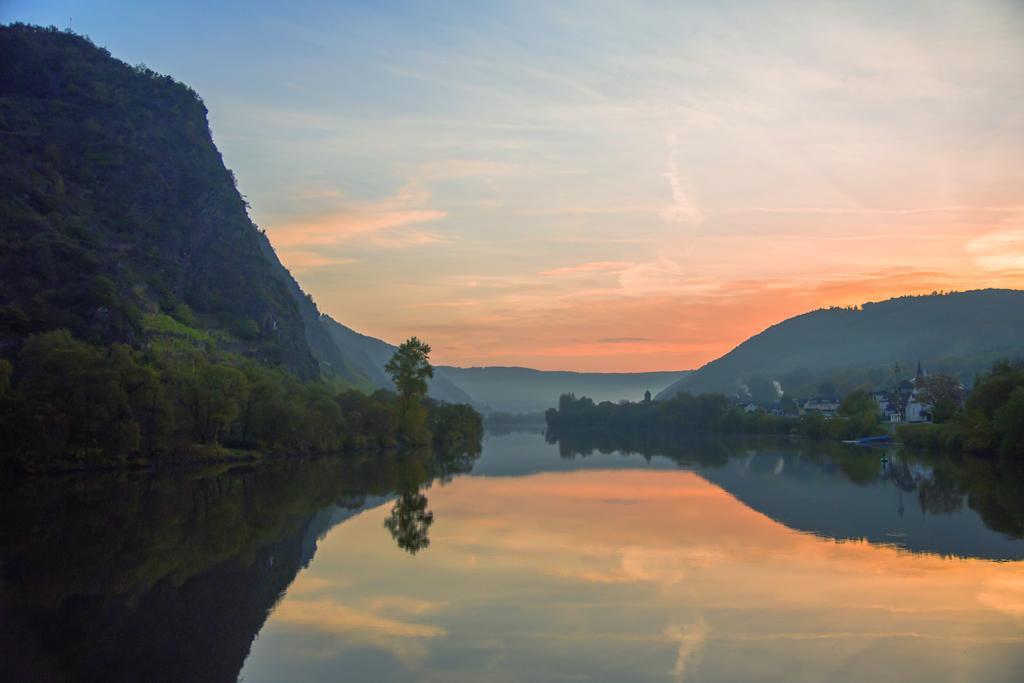 Moselland Hotel Im Enderttal Zum Onkel Willi Cochem Kültér fotó