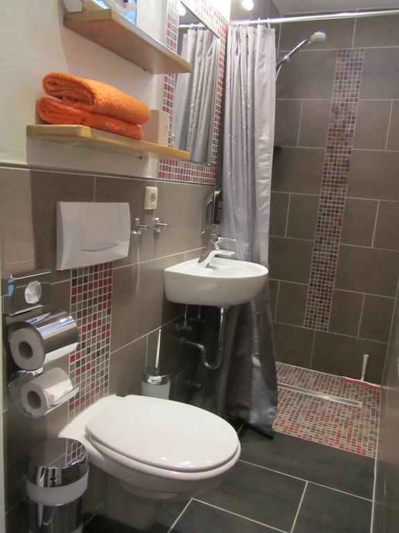 Moselland Hotel Im Enderttal Zum Onkel Willi Cochem Szoba fotó