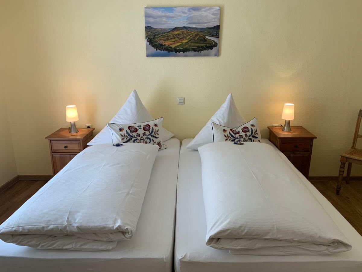 Moselland Hotel Im Enderttal Zum Onkel Willi Cochem Kültér fotó